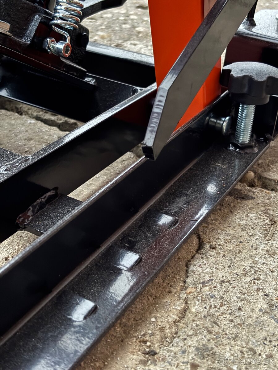 Predám hydraulický zdvihák na motorku / ATV – 680 kg - 6