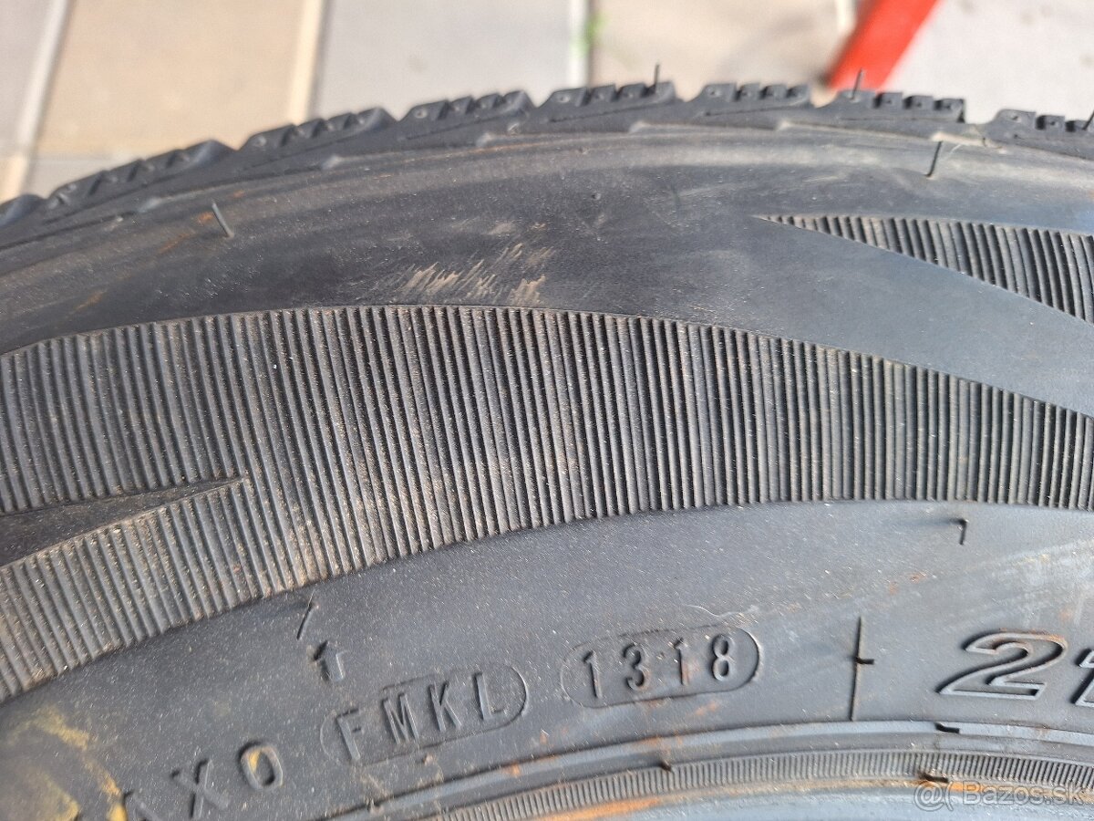 Zimne pneu Nexen 215/70 R16 - 6