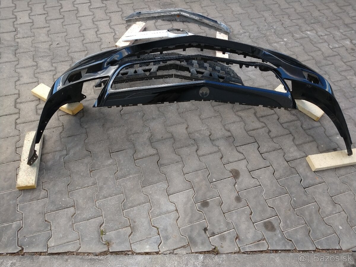 Mercedes benz CLS C218 / X218 - použity přední nárazník - 6