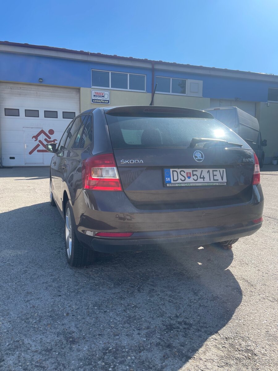 Predám vrak škoda rapid - 6