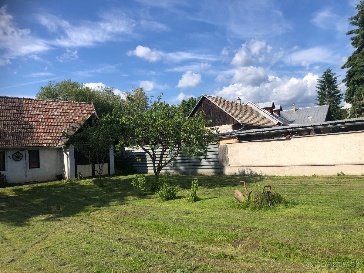 Predám 5-izbový rodinný dom v Očovej - 6