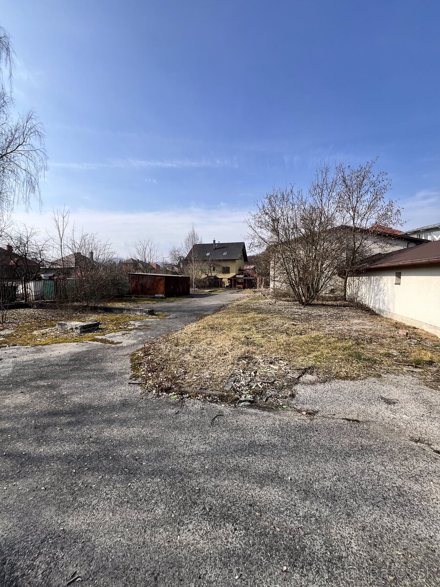 Administratívna budova - Prenájom - 6