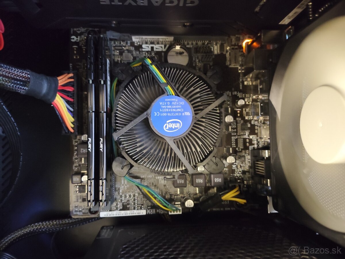 Kompaktny počítač - 6