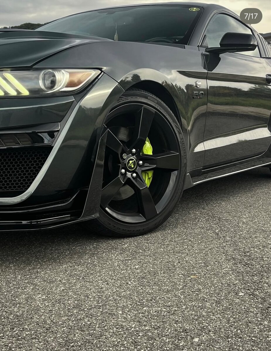 Ford Mustang 5.0 - 6