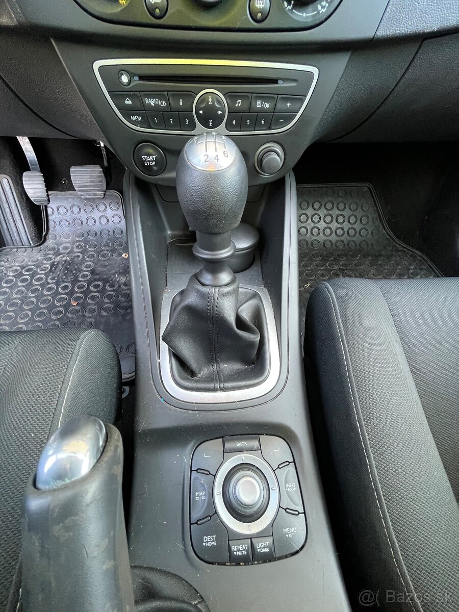 Renault Megane Grandtour 1.6 benzin - 6