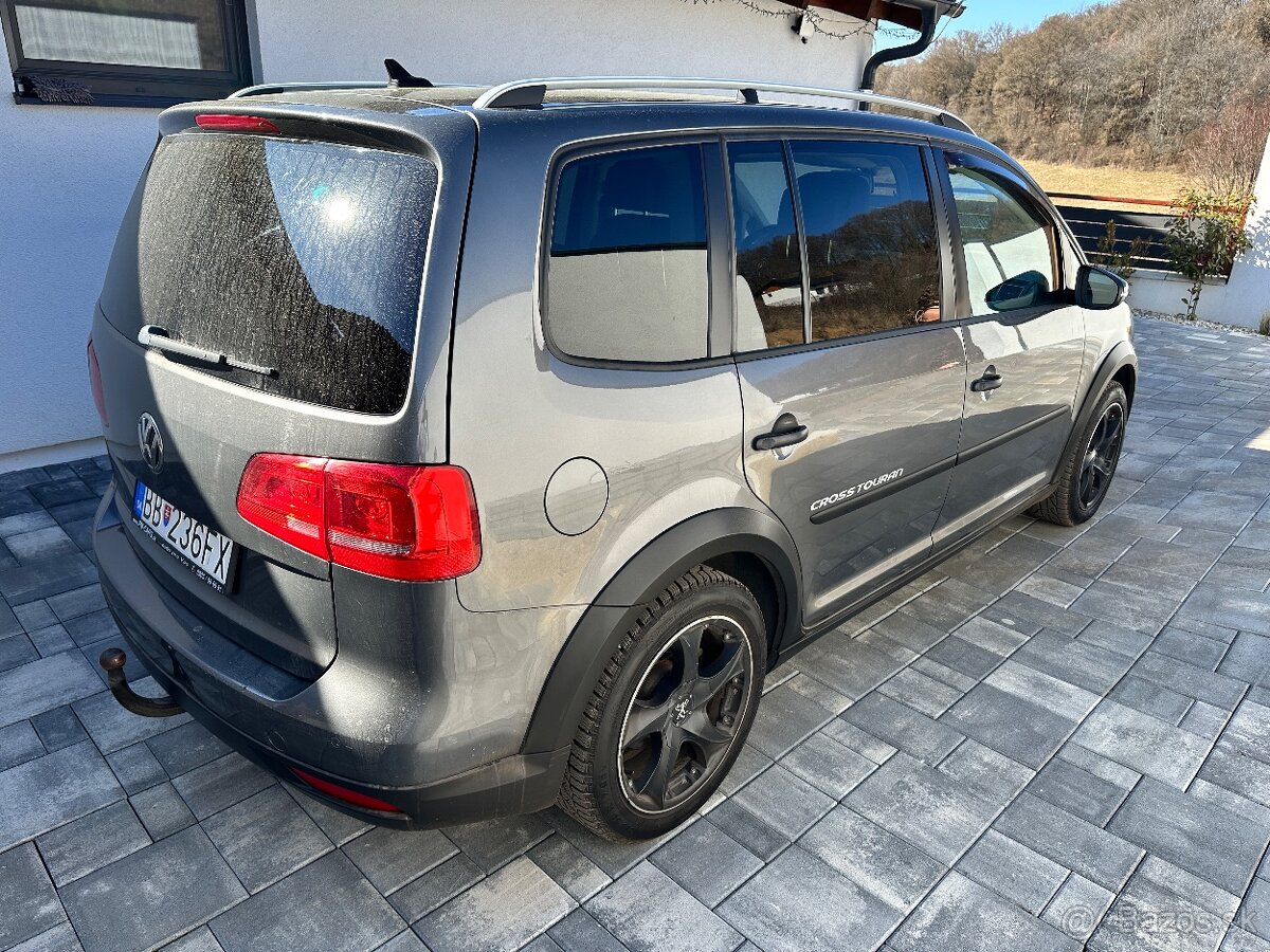 Volkswagen Touran Cross 2.0tdi - 6