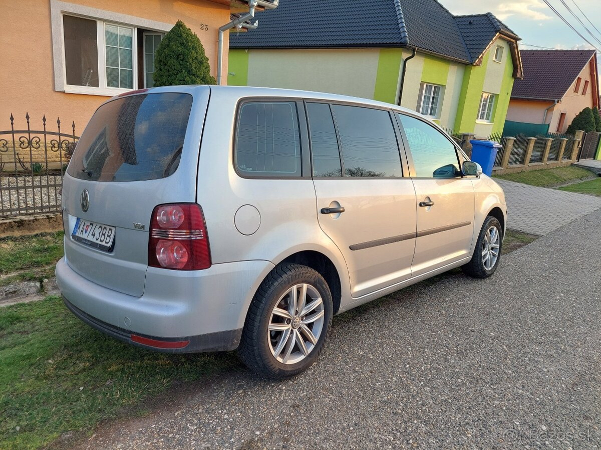 Volkswagen Touran 1.9 TDi - 6