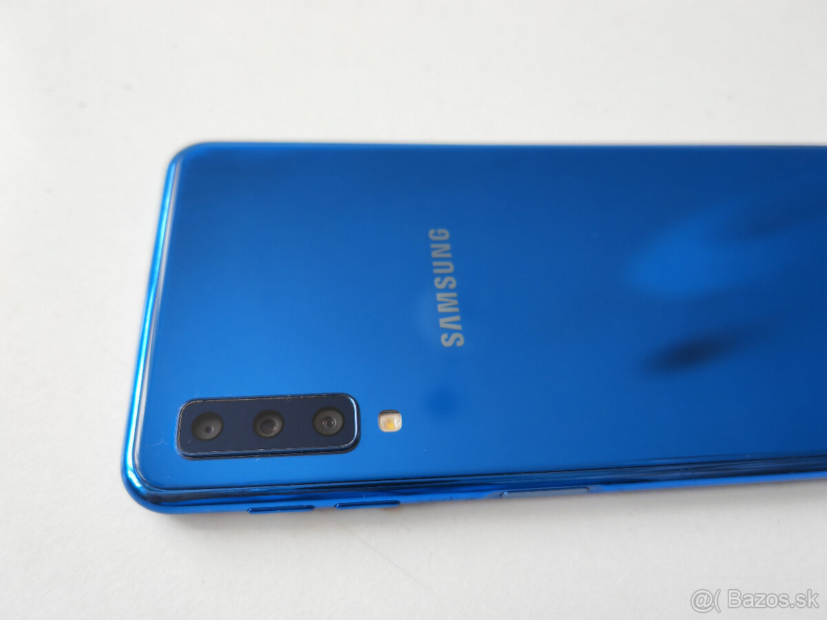 Samsung A7 Modrý - 6