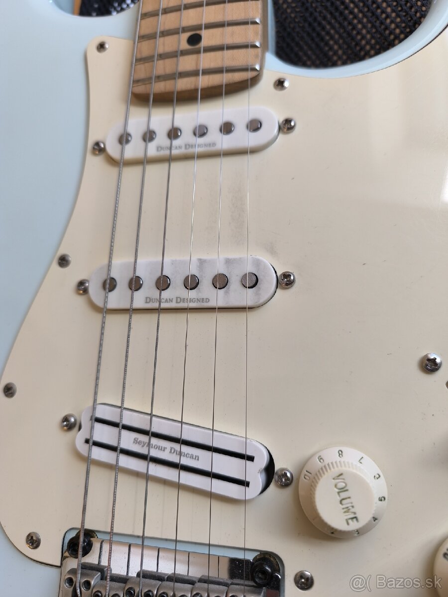 Predám Squier DeLuxe Stratocaster - 6