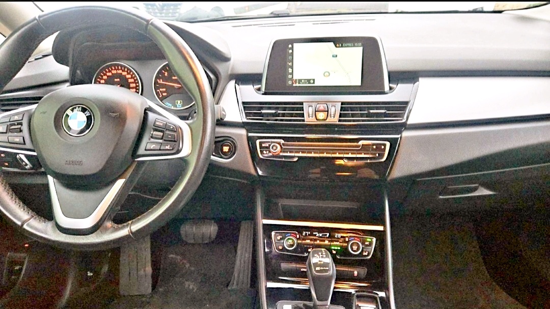 BMW 2 ACTIVE TOURER X-DRIVE (Plug-in Hybrid) - 6