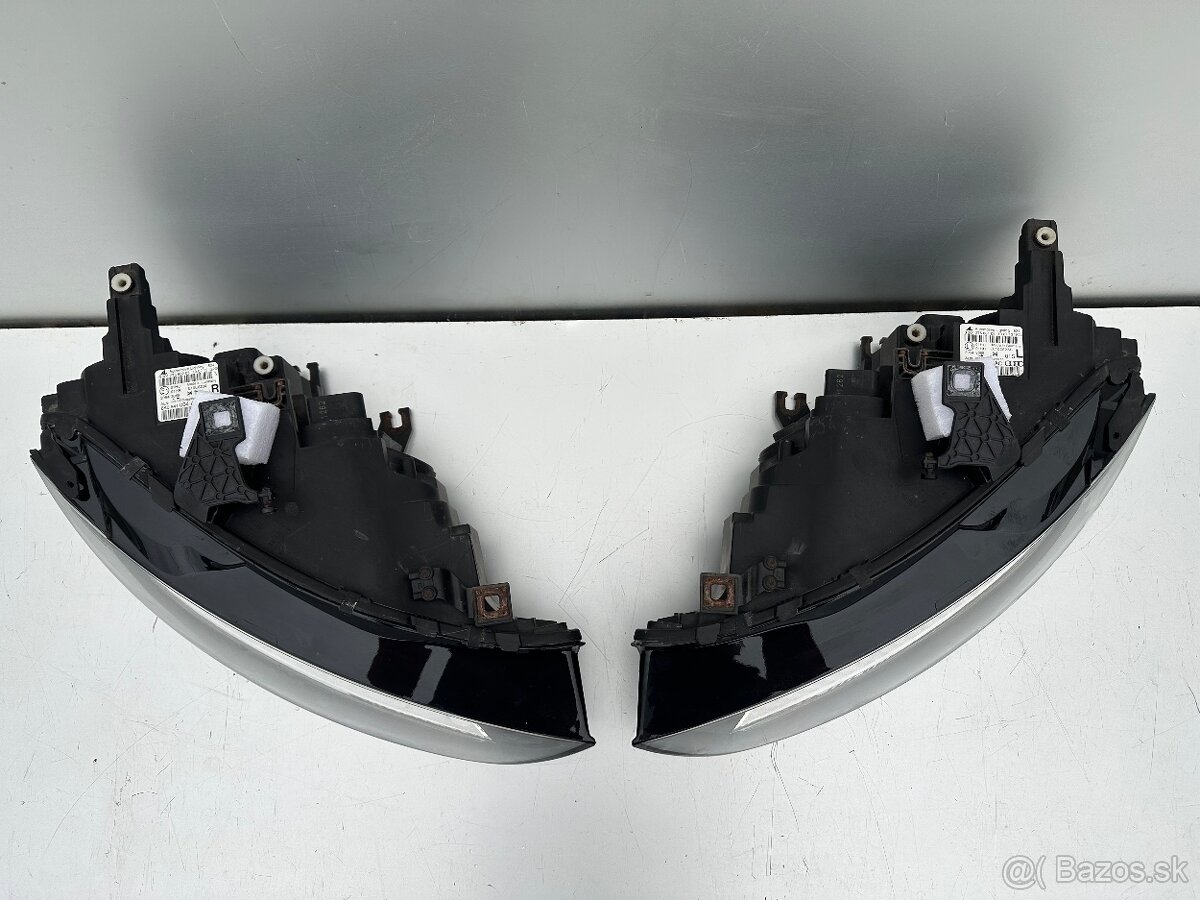 Audi A4 B8 přední lampy - 6