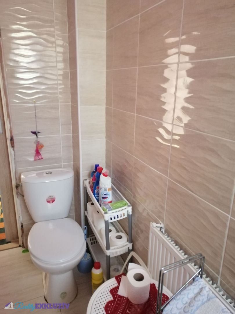 Predaj poschodový rodinný dom Hronovce - 6