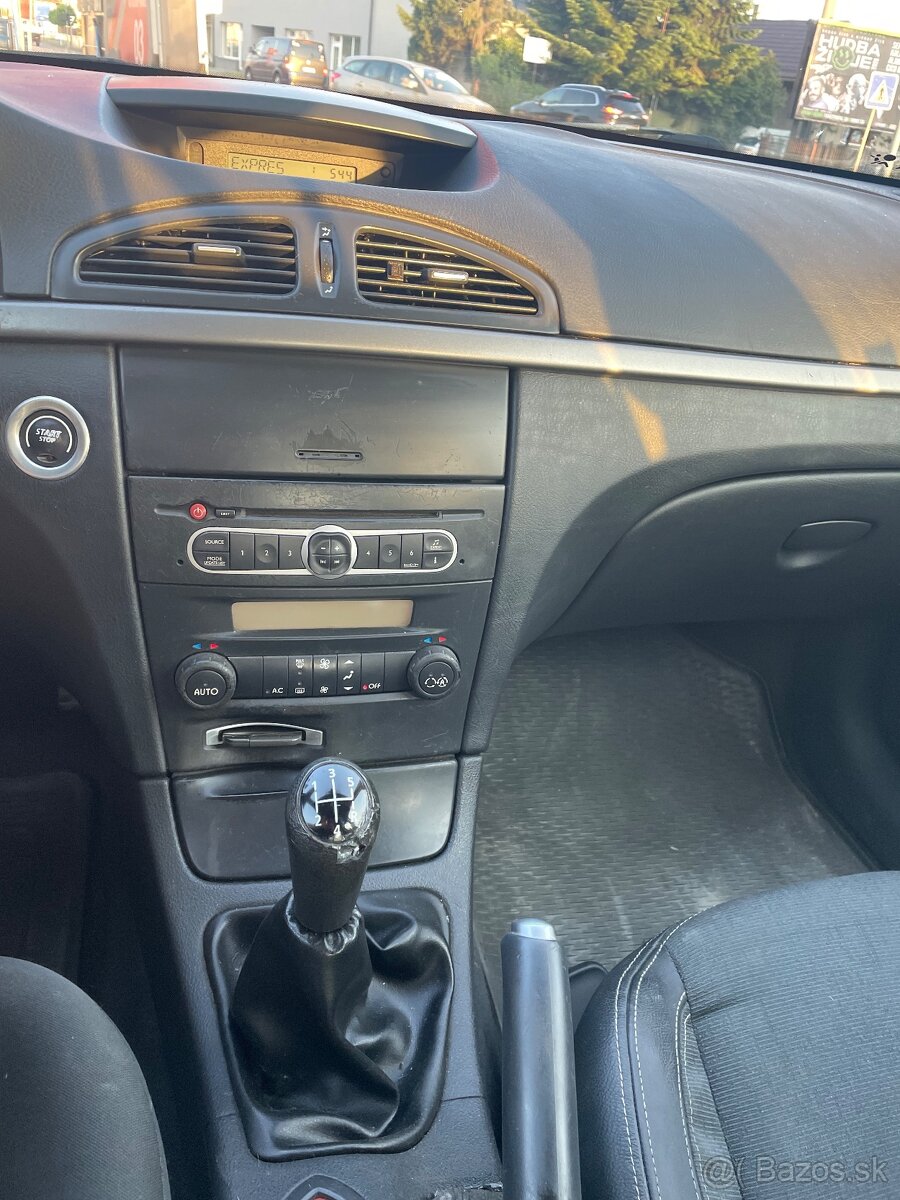 Renault Laguna 2 - 6