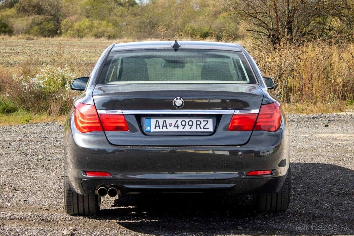 BMW Rad 7 F01 730d / 180kW / A6 - 6
