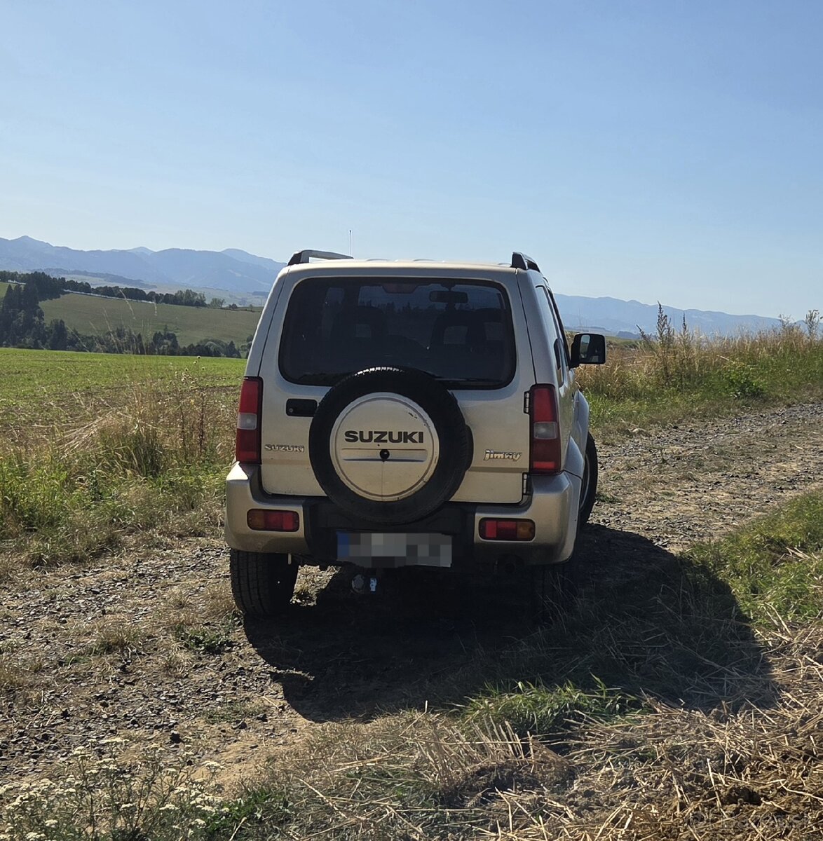 Suzuki jimny 1,3 b. 4x4 - 6