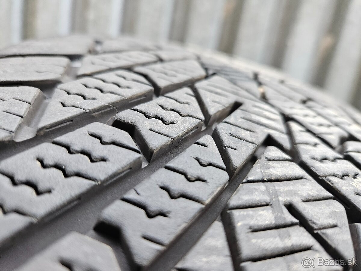 Originálna zimná sada VOLVO - 5x108 r18 + 235/60 r18 - 6