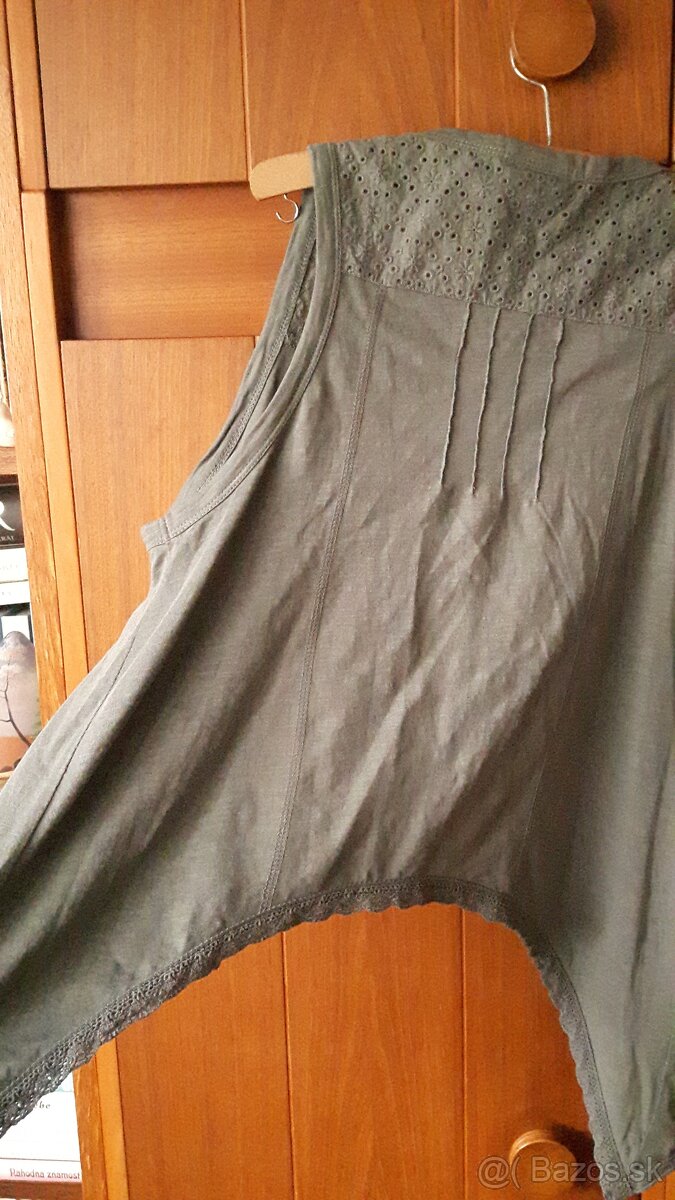 Pekná madeirová vestička - 6