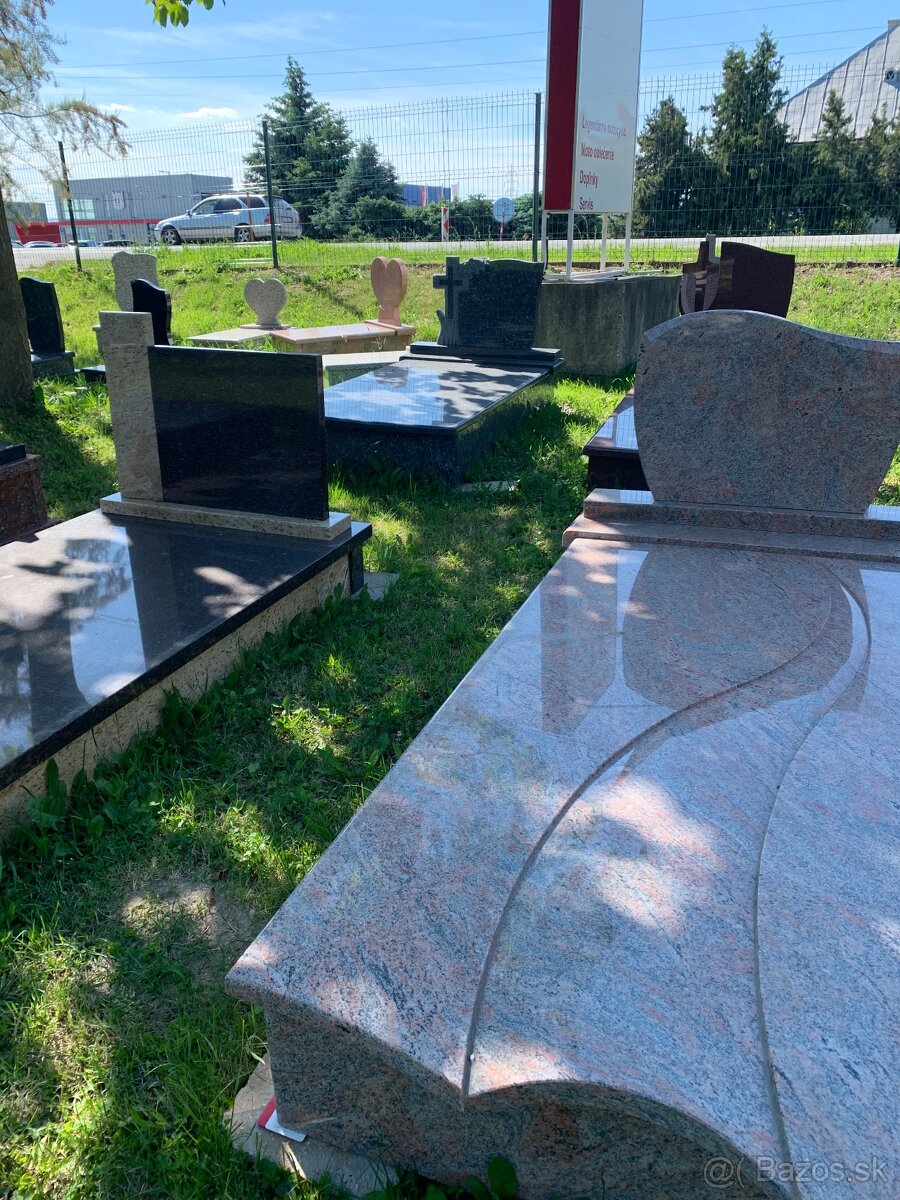 Pomníky - 6