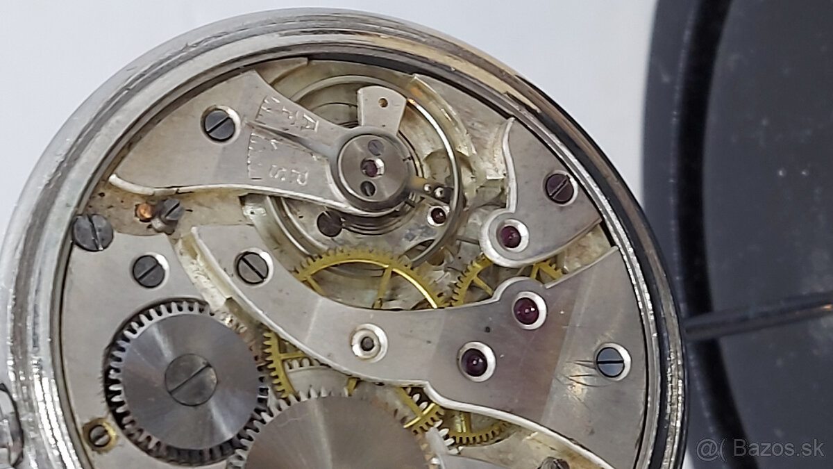 Predám funkčné vreckové hodinky UNION S.A. Soleure Artdeco - 6