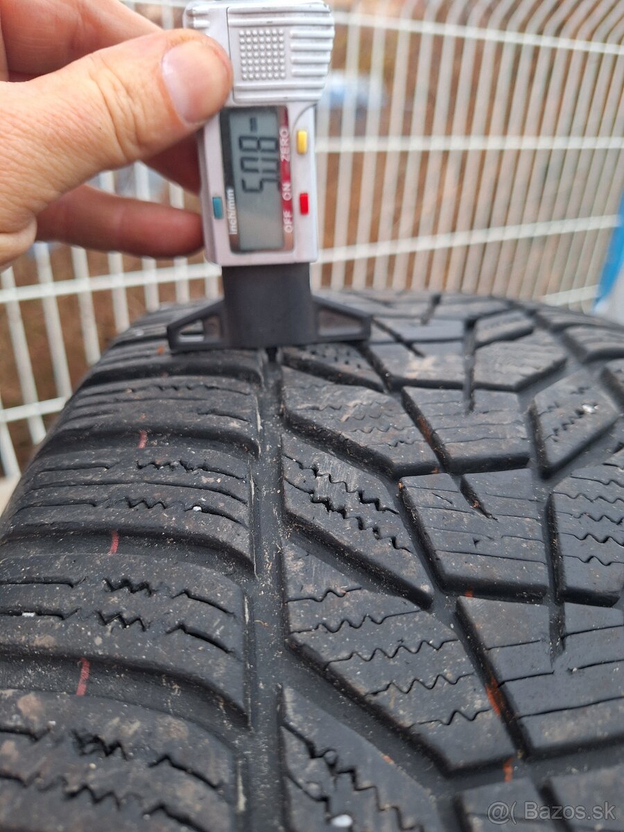 Hankook winter evo3 235/55R18 - 6