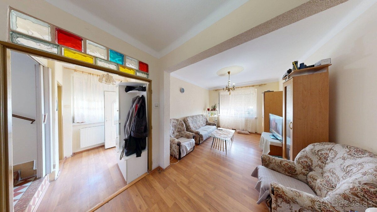 4 IZBOVÝ RODINNÝ DOM S GARÁŽOU LEN 6 km OD TERMÁLNEHO MESTA - 6