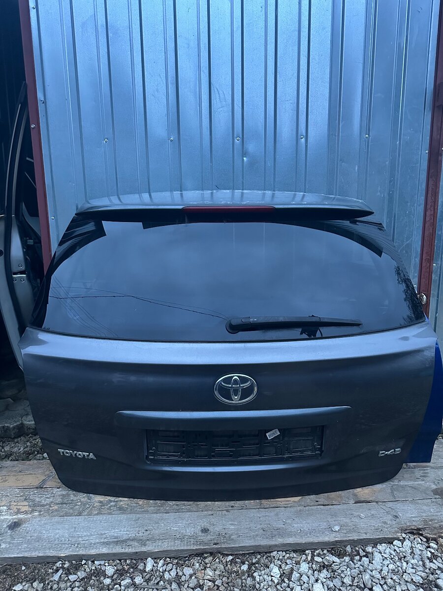 Predám maska Svetlo Blantik Kufor 1G3 Avensis 2006-2009 - 6