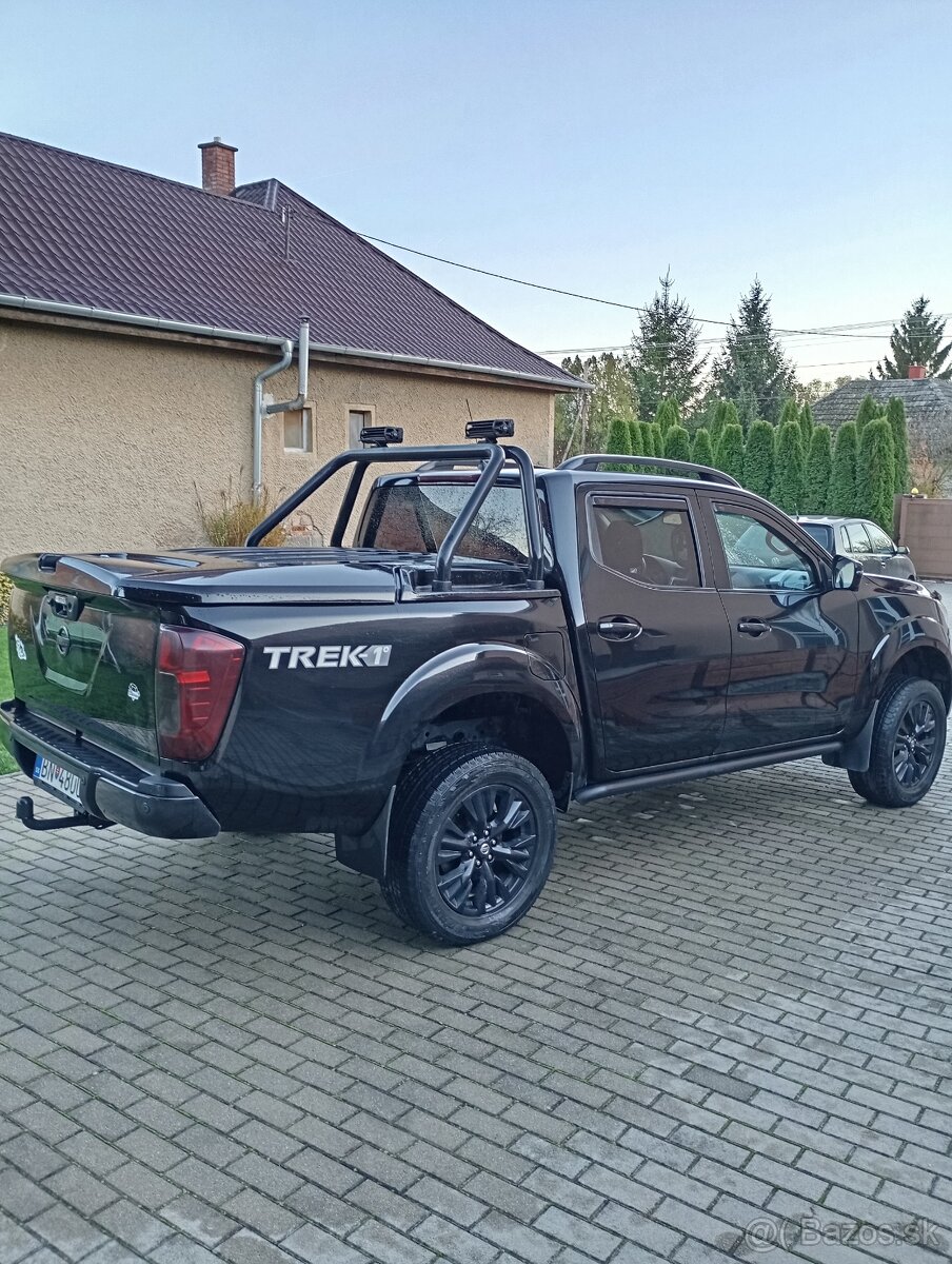 Nissan Navara TREK1 - 6