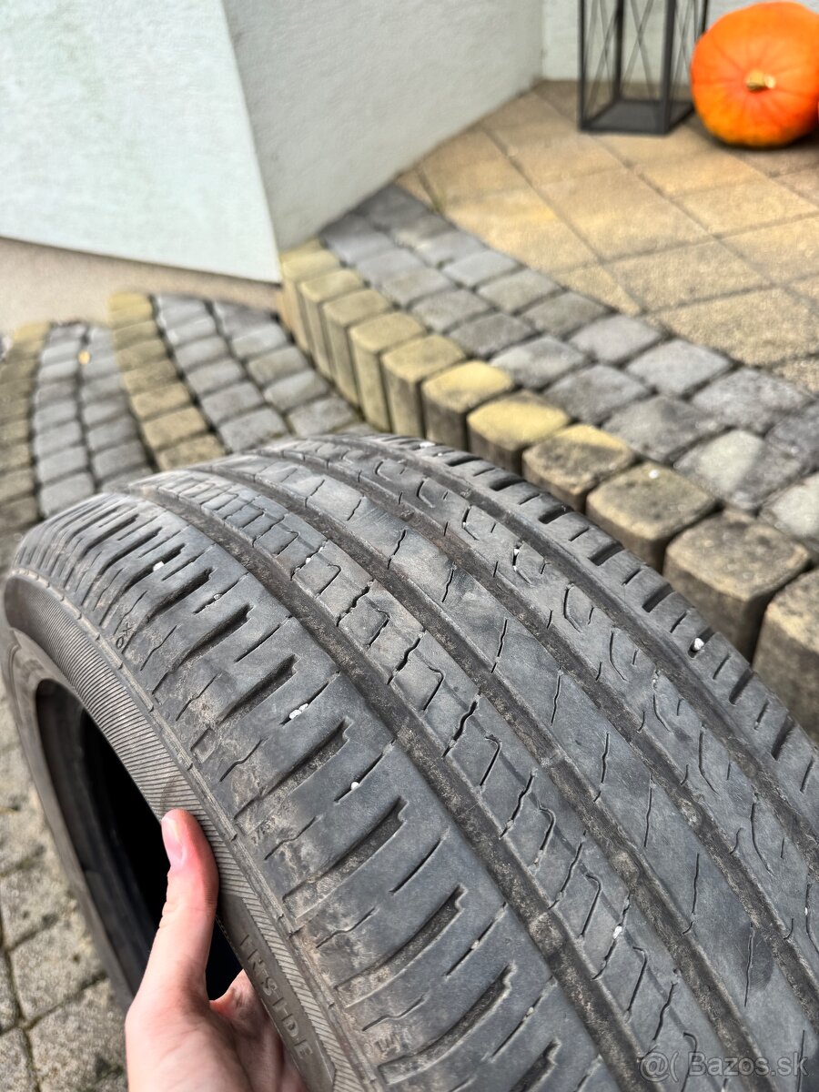 PNEUMATIKY BARUM 215/55 R17 V - 6