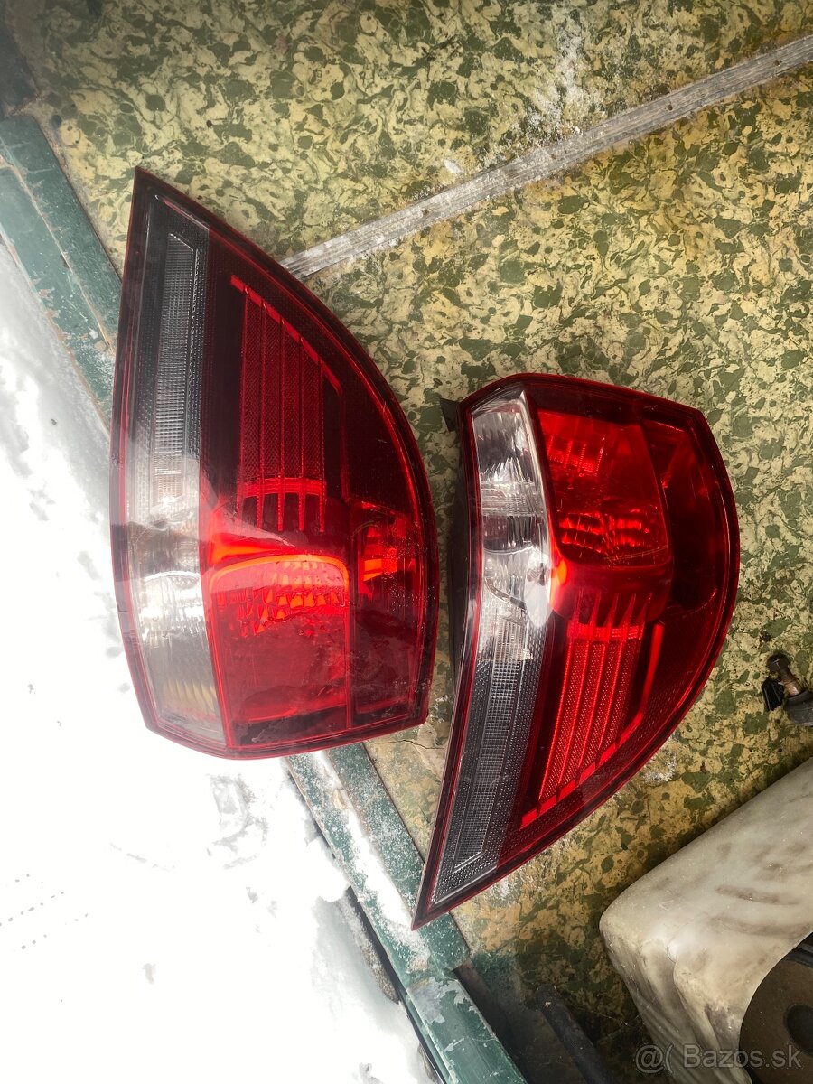 Predám súčiastky diely do vw golf5 combi 1,9 TDi - 6