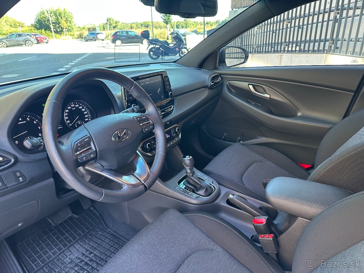 Hyundai i30 1.5 T-Gdi MHEV - 6