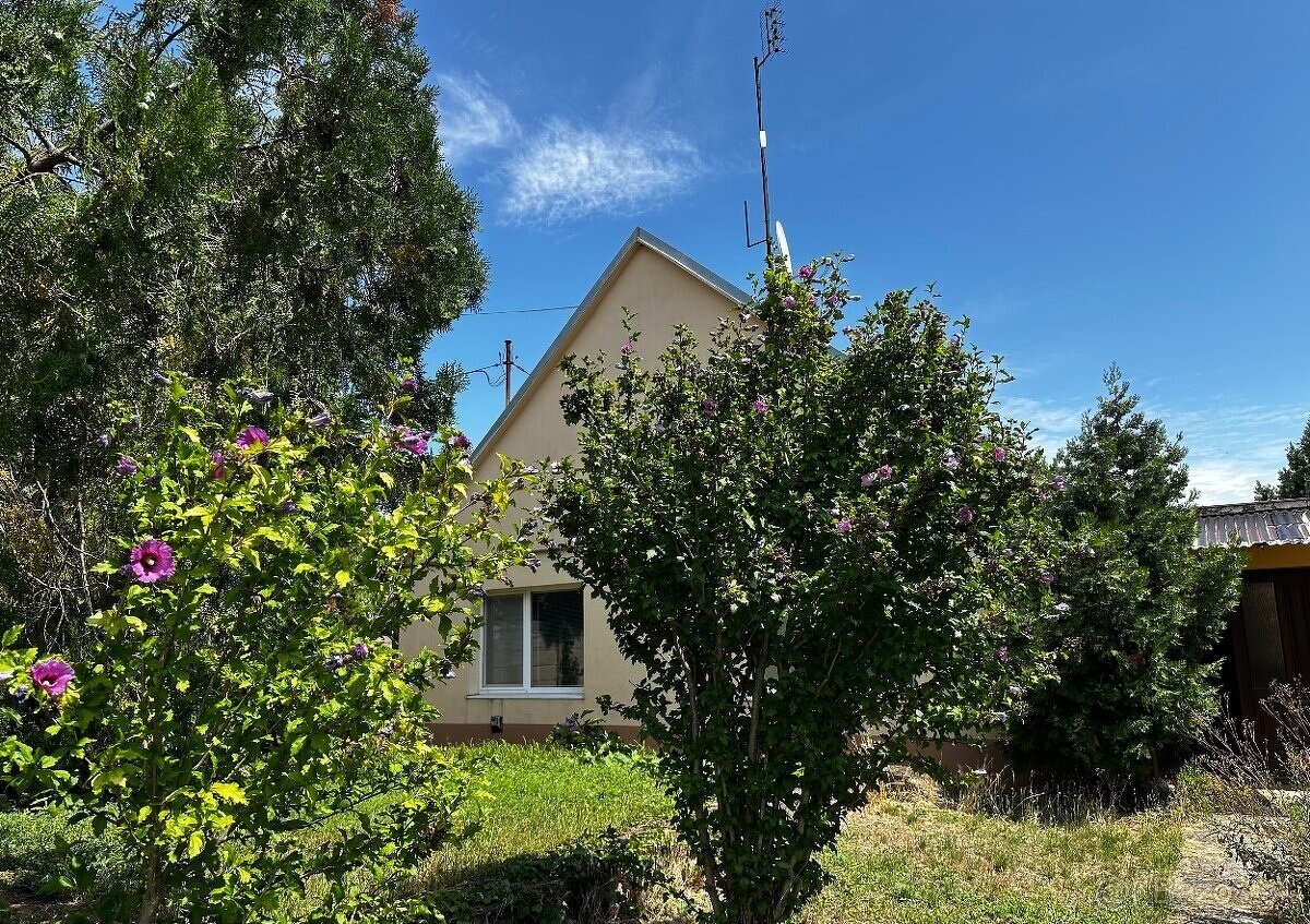 Na predaj 4 izbový rodinný dom v Diakovciach okr. Šaľa - 6