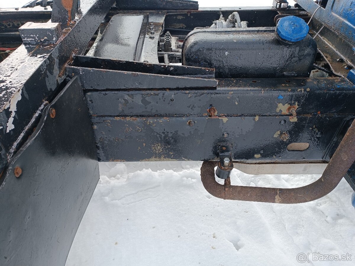 Praga V3S sklapač s TP - 6