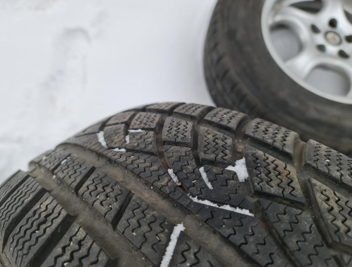 sada r15" Alu kola disky mazda chrysler - 6