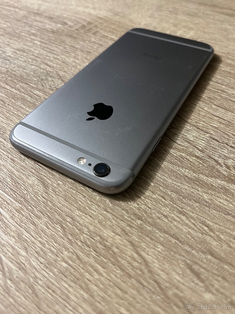 iPhone 6s / 32GB Space Gray mala puklina vedľa displeja - 6
