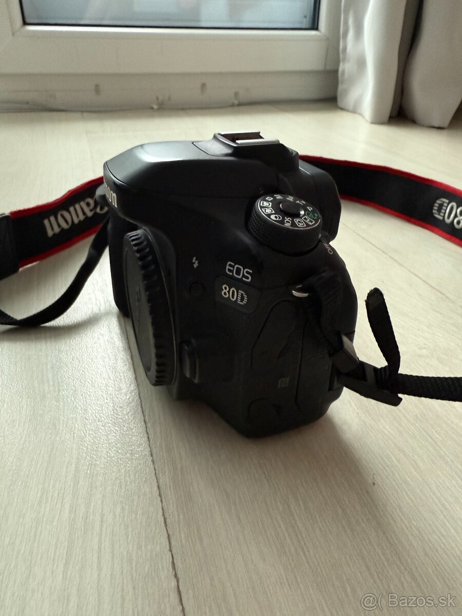 Canon EOS 80D - 6