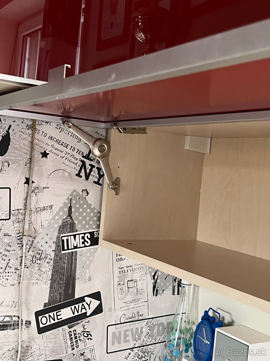 Skrinky závesné 3ks - 6