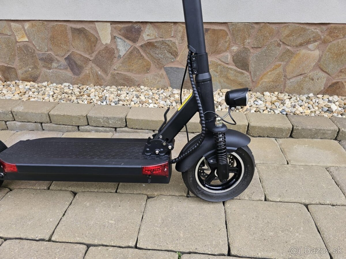 Elektrická kolobežka JOYOR Y10 - 6