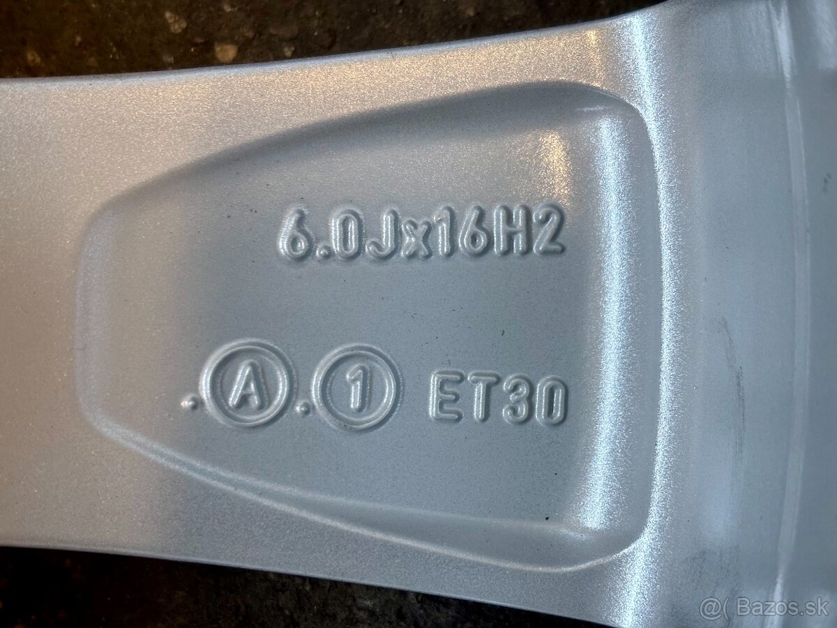 AUDI č. 23-Zimna sada 195/50 R16 - 6