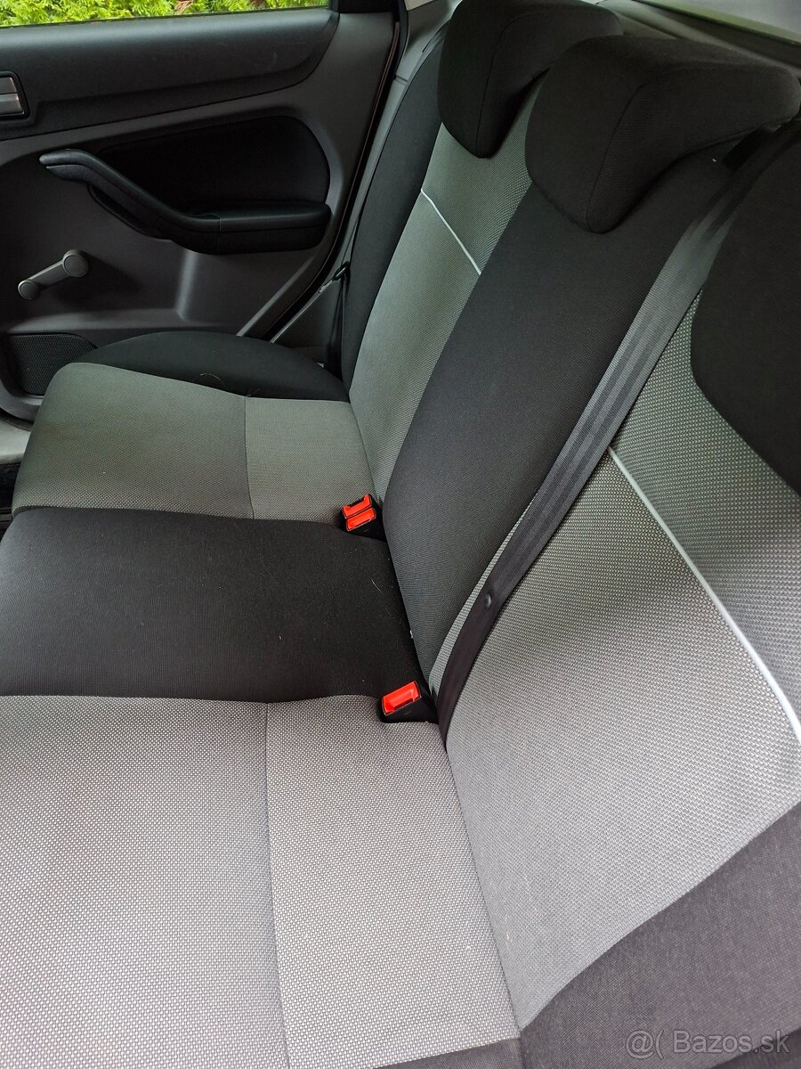 Ford Focus Kombi 2010 1,6 Duratorq TDCi 80kW ECONetic + NAVI - 6