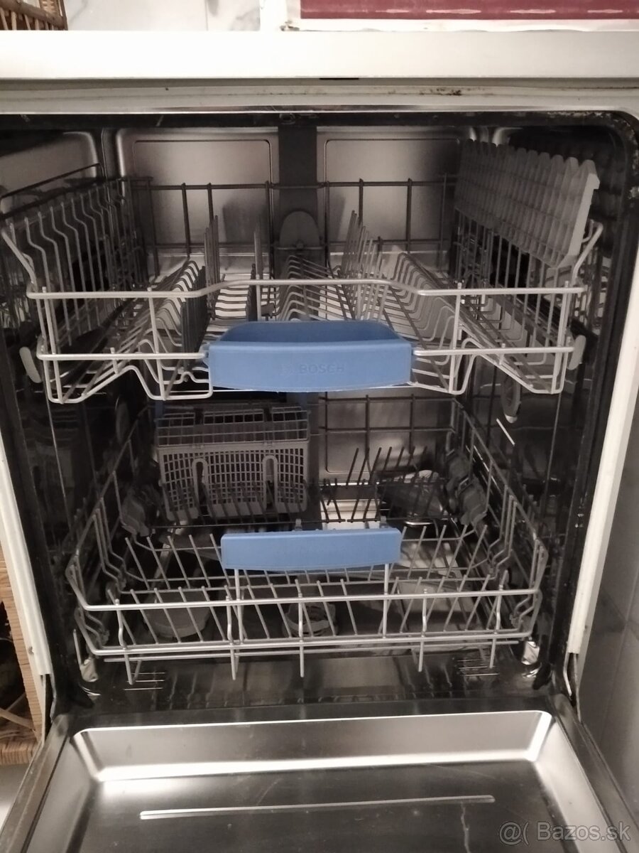 Umývačka riadu Bosch - 6
