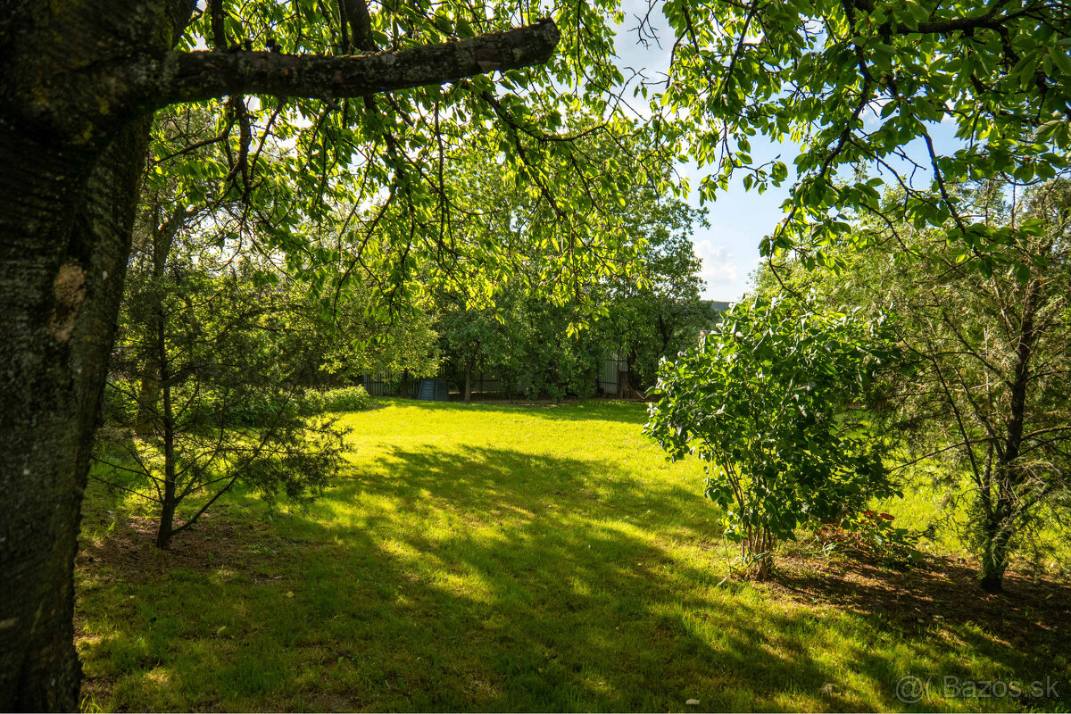 Rovinatý stavebný pozemok v centre | Moldava nad Bodvou - 6