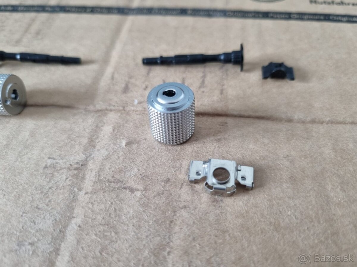 ROLOVACIE KOLIESKA NA MULTIFUNKCNY VOLANT - 6