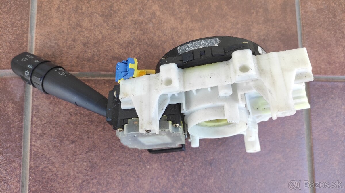 Kia Sorento I , podvolantovy krúžok - 6