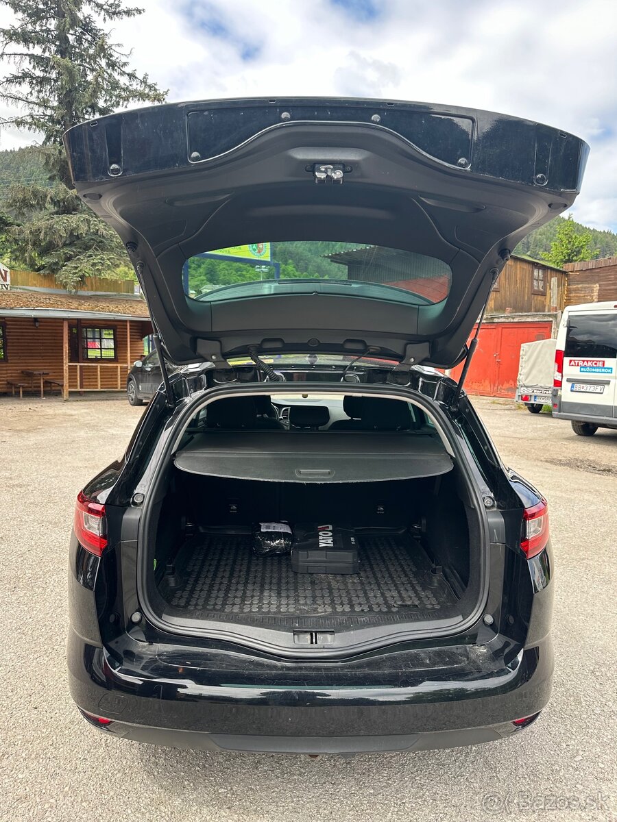 Renault Megane 4 - 6