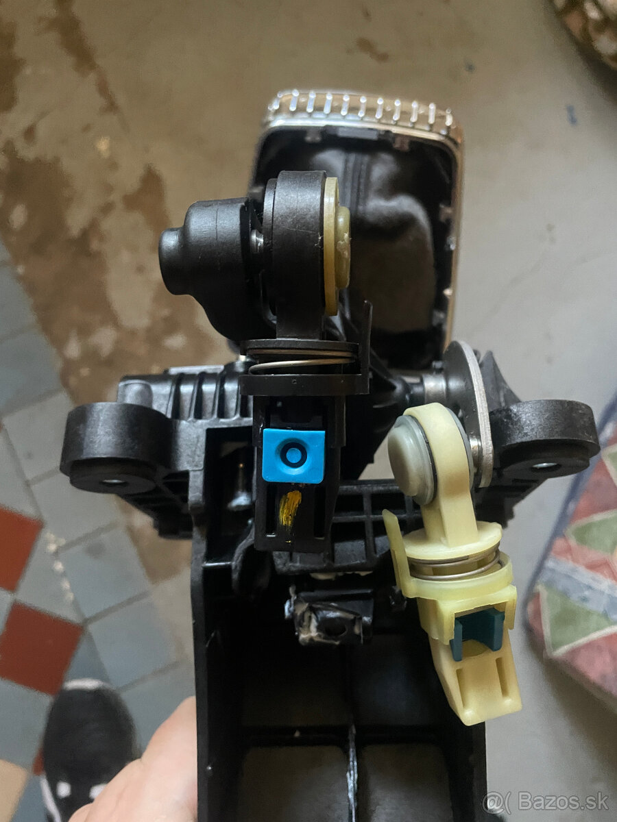 Predám radiacu páku s kulisou – Opel Zafira / Astra 5-st. - 6