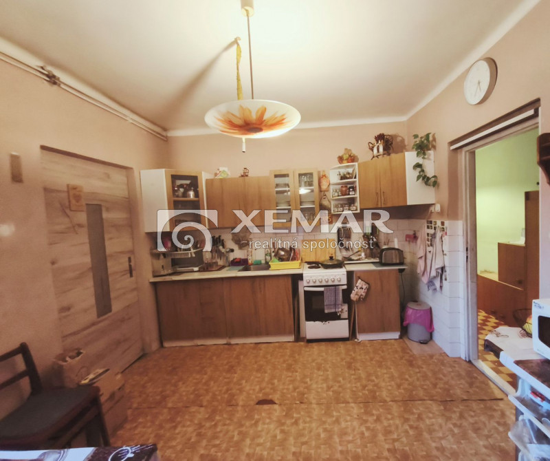 Predaj 6-izbového domu v obci Olováry - 6