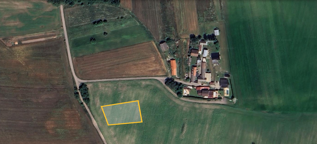 Predám nádherný pozemok pri Ortovom mlyne v obci Láb. - 6