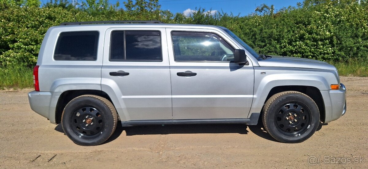 4x4 JEEP PATRIOT DIESEL KLÍMA ŤAŽNÉ NOVÁ STK 4990.-EUR - 6
