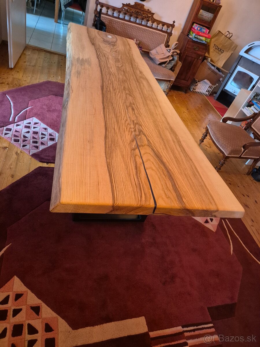 Masívny jedálenský stôl Nový - 6
