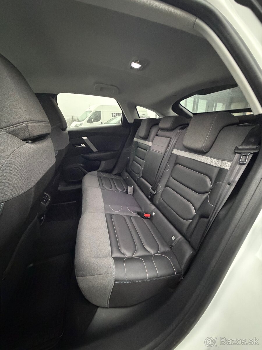 Citroën C4 PureTech 130 S&S Shine AUTOMAT / ŤAŽNÉ / 16 825KM - 6